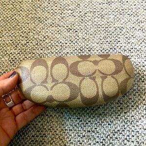 Authentic coach signature hardshell eyeglass case